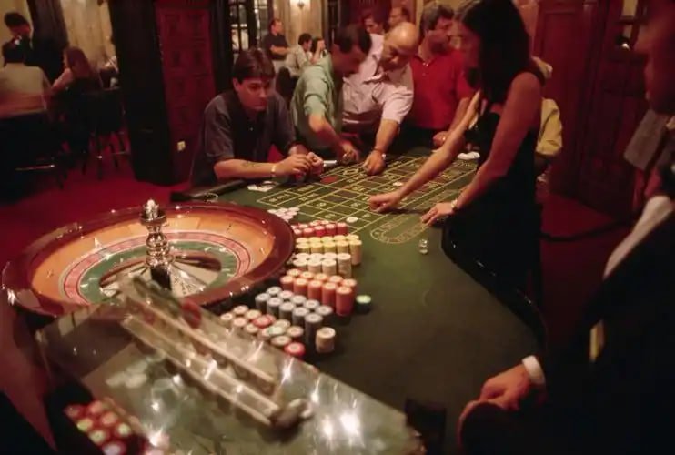 qq2281 live casino dealer asli baccarat roulette blackjack